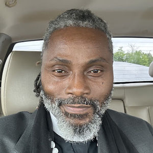 Meet your Posher, Leo